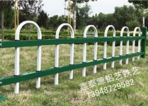 乌兰察布锌钢草坪护栏设计